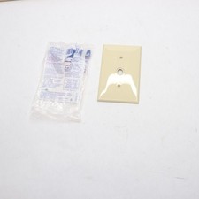 Leviton Telephone/Cable Wallplate  Ivory 1-Gang 0.406