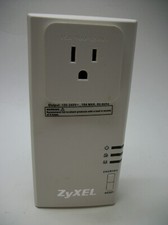 ZyXel PLA-407 Powerline Pass-Thru Ethernet Adapter 200 Mbps picture