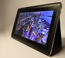 Wacom Cintiq Companion DTH-W1300L 256GB Excellent Condition 85.9% Battery Health picture