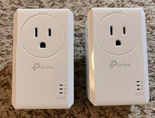 TP Link AV1000 Gigabit Passthrough Powerline Adapter Starter Kit TL-PA7017P picture