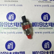 1 of new for YORK 025-28678-006 Pressure Transducer picture