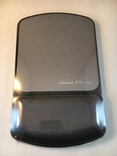 New Fellowes Wrist Support W/ Microban Protection Graphite/Black 9175101 Sealed picture