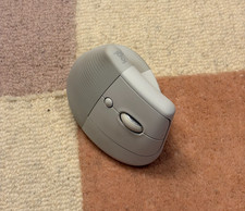 Logitech LIFT Wireless Vertical Ergonomic Mouse WHITE - Bluetooth Tested & Works picture