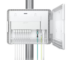 Ubiquiti Networks UISP-BOX-PLUS Weatherproof enclosure for the UISP Switch Plus picture