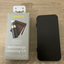 📀 Heyday Technology Cleaning Kit - 15ml Spray + 2 Cloths + Travel Case picture