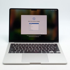 Apple MacBook Air 2022 13.6