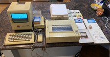 1984 APPLE MACINTOSH 128K FIRST MAC Model M0001 PICASSO KIT Discs Harvard Rare picture