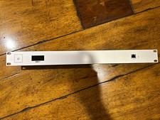 Ubiquiti Networks UniFi Cloud Key G2 UCK-G2 1U Rack Mount USB-C RJ-45 picture