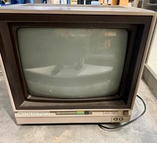 USED Process Equipment Commodore Video Monitor 1702 POWERS ON selling AS-IS picture
