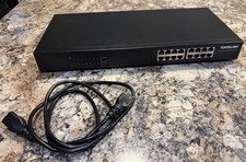 Intellinet 560993 v3 16-Port Gigabit Ethernet PoE+ Switch with Power Cable picture