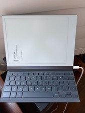 ReMarkable 2 with Keyboard Folio- No Pen picture