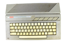 VTG Atari 130XE Home Computer System 130 XE ** Powers On ** Parts or Repair picture