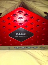 D-Link AC3200 DIR-890L DD-WRT Tri Band Gigabit WiFi Router W/ Power Cord TESTED picture
