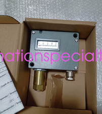 1PCS NEW TRAFAG 900 2381 907 Pressure switch shipping Via DHL/Fedex picture