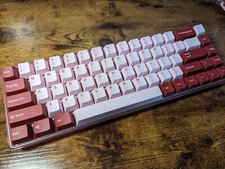 Custom modded budget mechanical keyboard CIY 68 pink red thocky hot-swappable picture