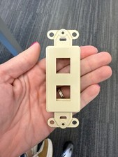 Wirepath 2-Port Decorative Strap (Ivory) NO SCREWS OR PACKAGING picture