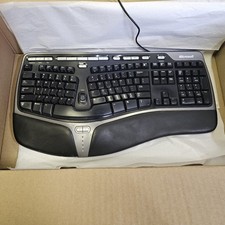 Microsoft Natural Ergonomic Keyboard 4000 v1.0 KU-0462 Wired Tested Clean picture