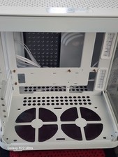 Y40-S-TIER-AESTHETIC - HYTE Y40 S-Tier Aesthetic White Gaming Computer Case picture