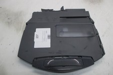 HP Photosmart 7550 Photo Paper Output Tray picture