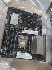 ASUS B650E MAX GAMING WIFI W ATX AM5 DDR5 Motherboard HDMI USB-C Gaming picture