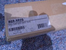 Middle Atlantic BGR-RR25 Rail Rack Kit *NEW* picture