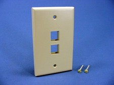 Leviton Ivory 1-Gang Flush Mount Quickport 2-Port Wallplate Cover 41080-2IP picture