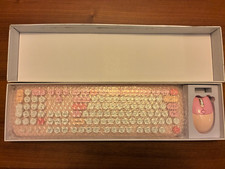 Geezer Zero Pink Cat Themed Wireless Keyboard & Mouse picture