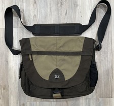 Tamrac Superlight Computer Messenger 15 Bag (Brown/Khaki) picture