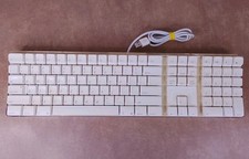 Genuine Apple A1048 Wired USB Keyboard Full Size 109-Key w/ 2-Port Hub Tested picture