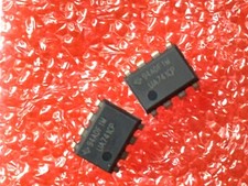 * NEW AUTHENTIC * Tube of 50 pcs TI UA741CP LM741 8-pin DIP - USA FAST SHIP picture