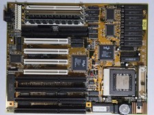 Socket 7 430FX Motherboard, SOYO SY-5TA2, Pentium-166 + 32MB Vintage, Working picture