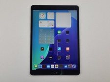 Apple iPad Air (3rd Gen.) (A2152) 256GB (Wi-Fi Only) 10.5