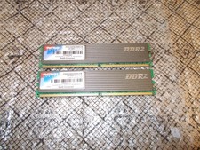 4GB (2GBx2) Patriot PC2-6400 800mhz Non-ECC DDR2 Ram PDC24G6400LLK picture