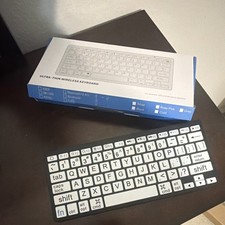 Ultra-Thin Wireless Bluetooth Compact Keyboard K68B Black/White QWERTY EN picture