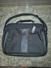 Wenger SwissGear Laptop Briefcase Messenger Bag Black Padded Shoulder Strap 15