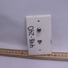 Leviton White 1-Gang Audio Wall Plate (1-Pack) picture