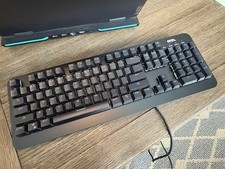 ONN Gaming Mechanical Keyboard RGB Blue Switches 104-Key + Wrist Rest MINT picture