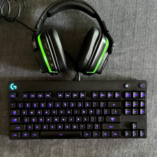 Lot of 2 Logitech G935 Headset (No dongle) G pro tkl Wired Mechanical Keyboard picture