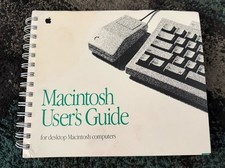 1992/1993 Apple Macintosh User’s Guide Softcover Spiral 030-2651-A 7.1 Desktop picture