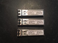 Lot of 3 Finisar 4GB 850NM Short Wave SFP Optical GBIC Transceiver FTLF8524P2BNV picture