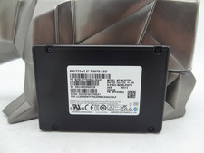 Samsung MZWLR7T6HBLA-00A07 PM1733a 7.68TB PCI Express NVMe 4.0 x4 2.5in SSD picture