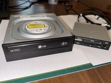 LG Storage GH24NSC0 DVDRW 24X SATA / SA U2CR-368 USB 2.0 Card Reader - Lot picture