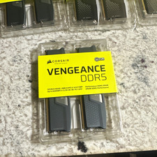 Corsair Vengeance 32GB (2x16GB) DDR5-6000 CL30 DIMM 288-Pin EXPO/XMP picture