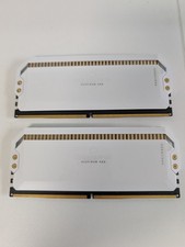 Corsair Dominator Platinum RGB 32GB 2x16GB DDR5 5600 CL36 XMP White picture