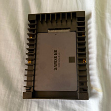 Samsung Solid State Drive Model 2.5 in Internal SSD Gray/Black picture
