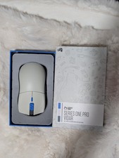 Glorious Forge Series One PRO Wireless Gaming picture
