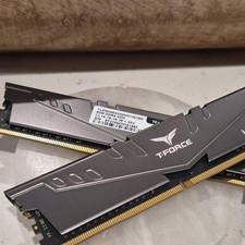 (READ DESC)TEAMGROUP T-FORCE Vulcan Z 16GB(2x8GB)DDR4-3200 DIMM Non-ECC TLZGD48G picture