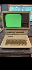Apple Apple IIe Home Computer w/ DuoDisk A9M0108 & Monitor III A3M0039 picture