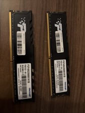 Patriot Signature Premium 16GB (2x8GB) DDR4-2666 DIMM 288-Pin Non-ECC picture