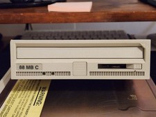 SyQuest SQ5110C, 88 MB Removable Internal Drive, 50 Pin SCSI, PARTS ONLY picture